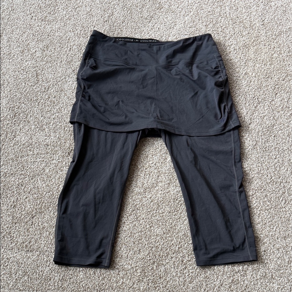 Cooling grey swim pants with attached skirt size large